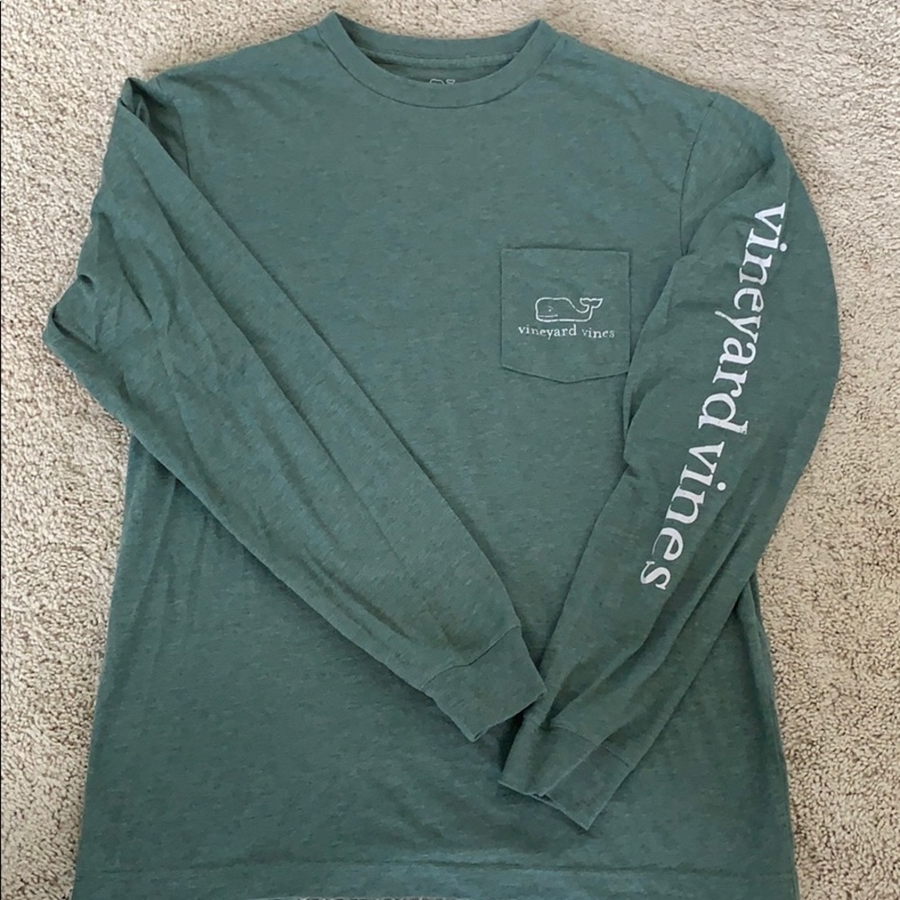 Vineyard Vines long sleeve